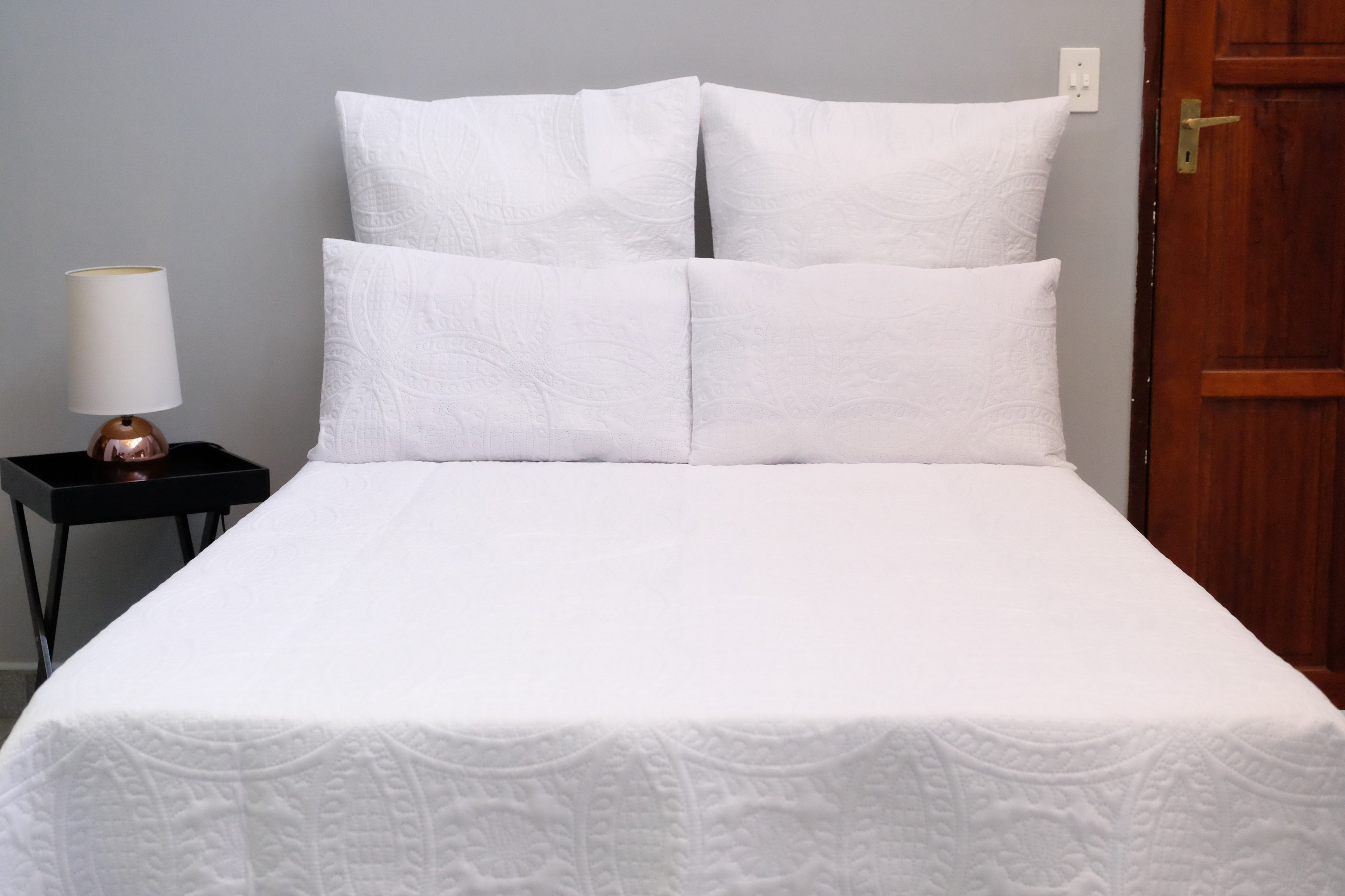 Embossed Quilted 5 Piece Bed Set
