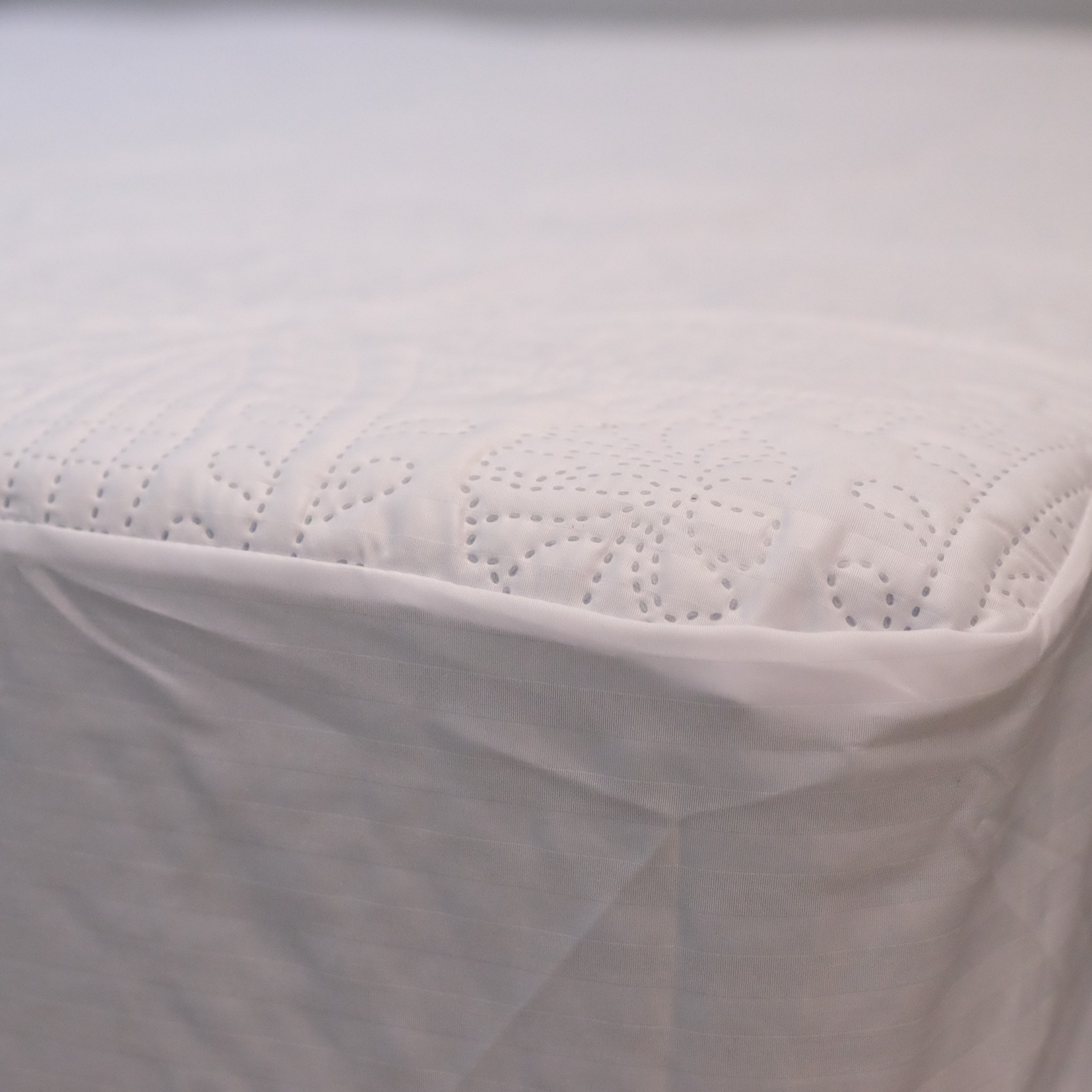 Micro Polyester Mattress Protector - White